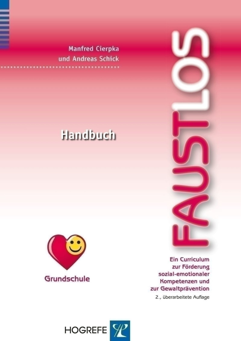 Curriculum komplett bestehend aus:Handbuch, Anweisungsheft, Folienordner mit Bildmaterial inkl. CD-ROM und Koffer. Die Lieferung des FAUSTLOS Koffers kann nur an Absolventen einer Schulung durch das Heidelberger-Präventions-Zentrum erfolgen. Schulungsguts